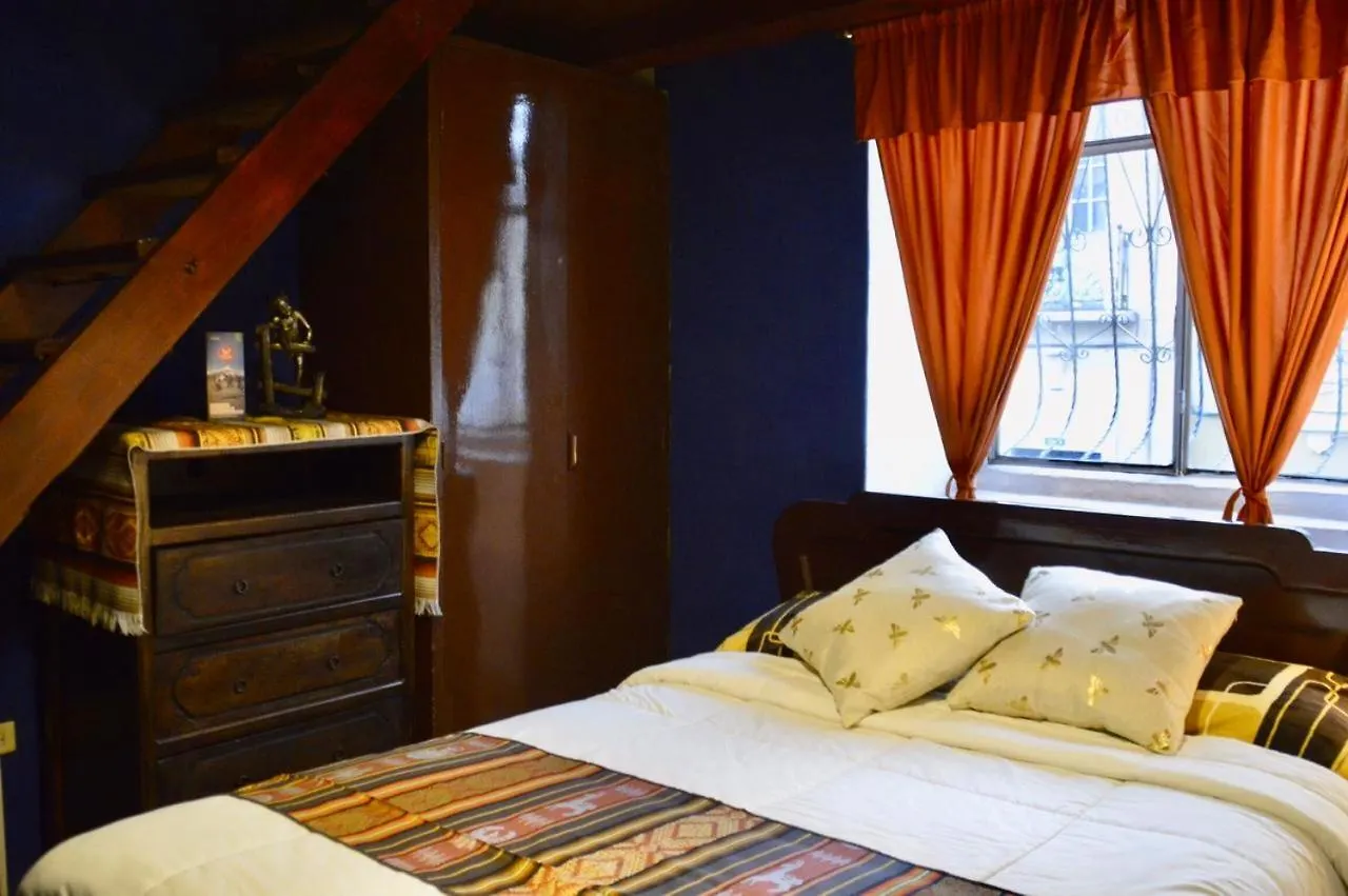 Hostel La Casa Tolena Pansiyon Quito