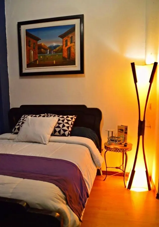La Casa Tolena Pansiyon Quito 0*,