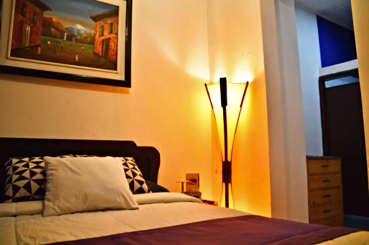 La Casa Tolena Pansiyon Quito Ekvador